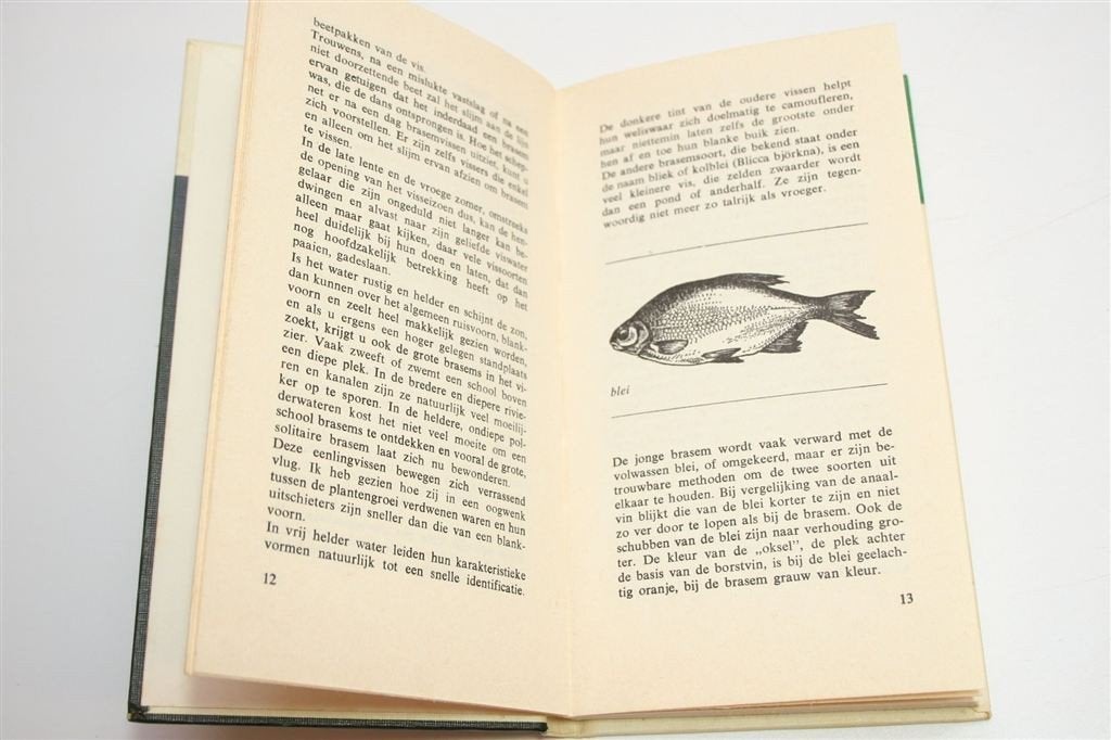 Vang Brasem [1969] — Bibliotheek voor de Sportvisser, Boeken, Ophalen of Verzenden, Gelezen, Watersport en Hengelsport