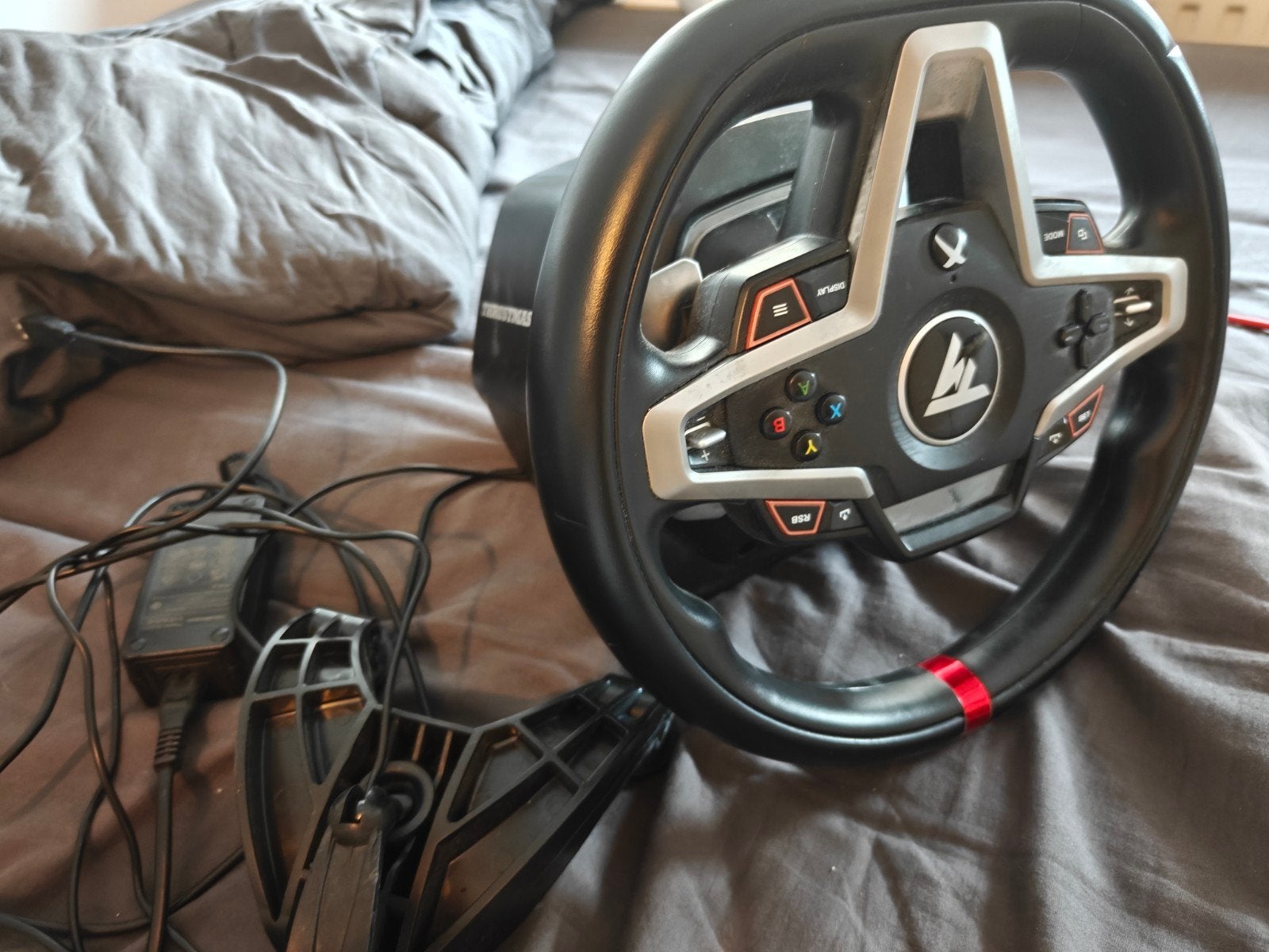 Thrustmaster t248 met T3PM pedalen en onderzijde voor pedals, Spelcomputers en Games, Racestuur, Force feedback, Ophalen of Verzenden