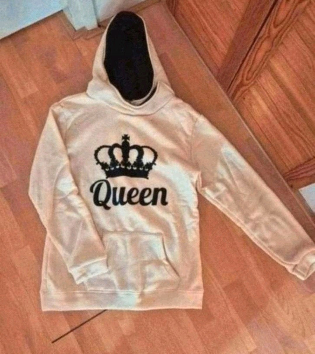 Nieuwe L/XL Queen hoodie en broek maat L/XL. beige en zwart., Kleding | Dames, Huispakken, Ophalen of Verzenden, Nieuw, Maat 42/44 (L)