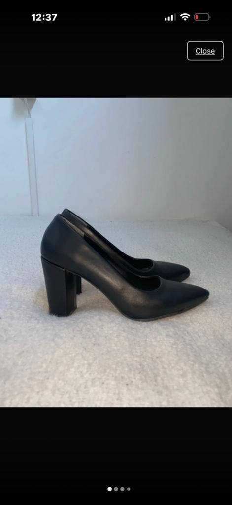 Zwarte pumps met blokhak – maat 36, Ophalen of Verzenden, Zo goed als nieuw, Zwart