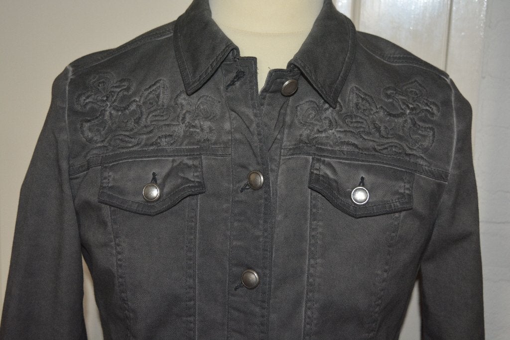 Betty Barclay, leuk vlot grijs jeans jasje, mt 40, Maat 38/40 (M), Betty Barclay, Ophalen of Verzenden, Zo goed als nieuw