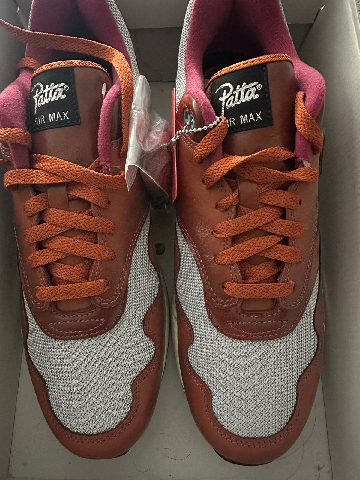 Nike Air Max 1 Patta Monarch - Maat 45 - Nieuw in doos, Ophalen of Verzenden, Nieuw, Overige kleuren, Sneakers of Gympen