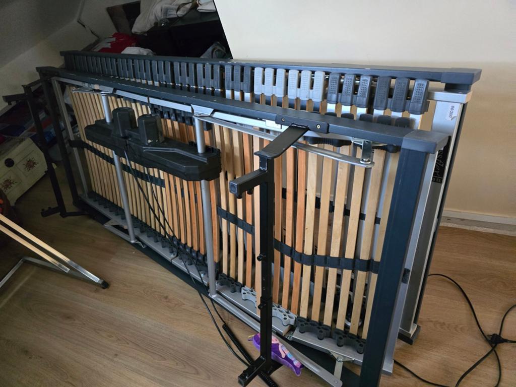 Elektrisch verstelbare lattenbodem 90x200 cm, Ophalen, 90 cm, Eenpersoons, Zo goed als nieuw