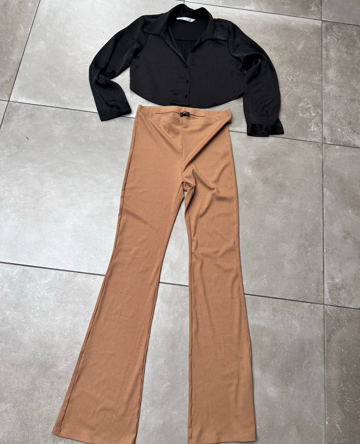 SEVEN SISTERS BRUINE FLAIR BROEK + ZARA CROPPED ZWART BLOUSE, Ophalen of Verzenden, Zo goed als nieuw