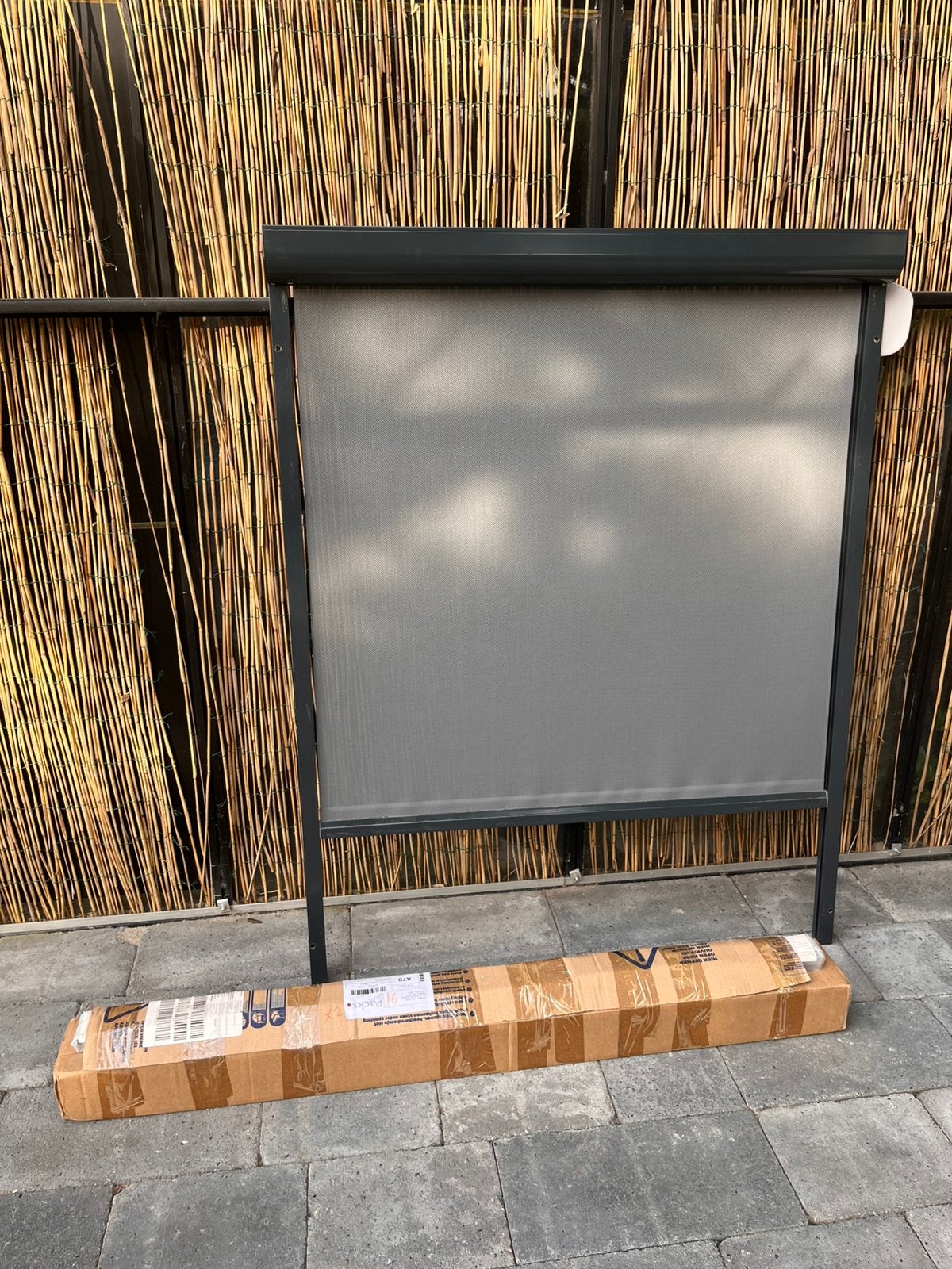 2x zonwering (zonnescherm) 1040x1330mm, samen voor €85, Nieuw, Ophalen of Verzenden, Minder dan 250 cm, Minder dan 150 cm