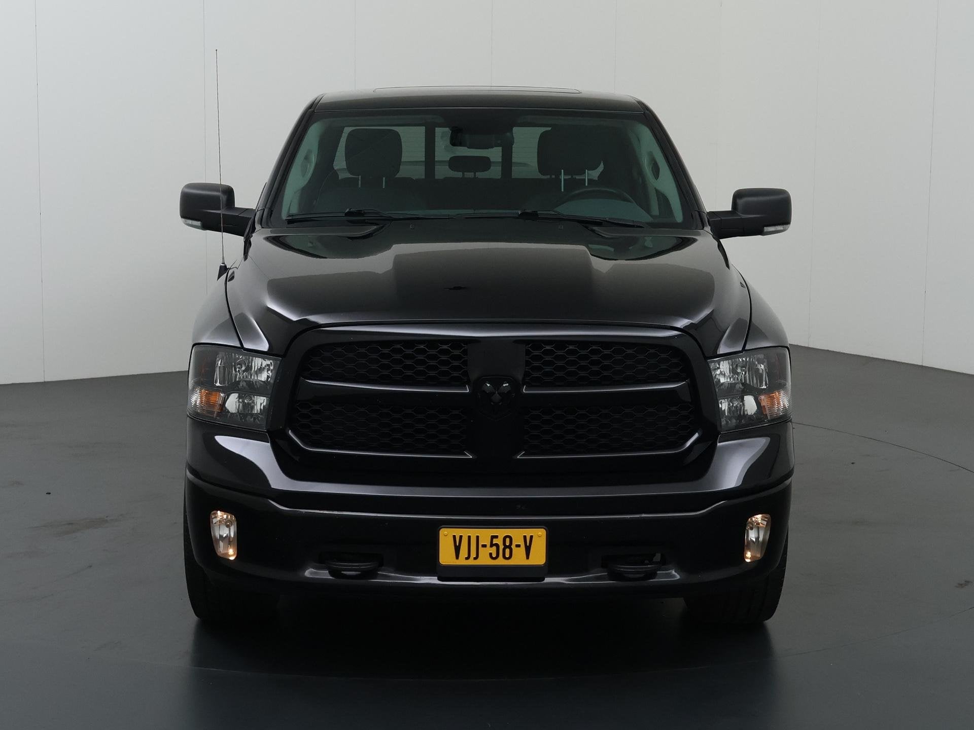 Dodge Ram 1500 5.7 V8 4X4 | QUAD-CAB | PRINS LPG-G3 | TREKHA, Auto's, Automaat, Gebruikt, 5654 cc, Leder en Stof
