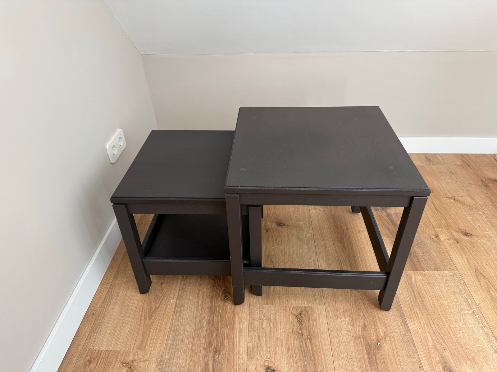 Set van 2 donkerbruine bijzettafels Havsta IKEA, Ophalen, Minder dan 45 cm, Minder dan 55 cm, Gebruikt