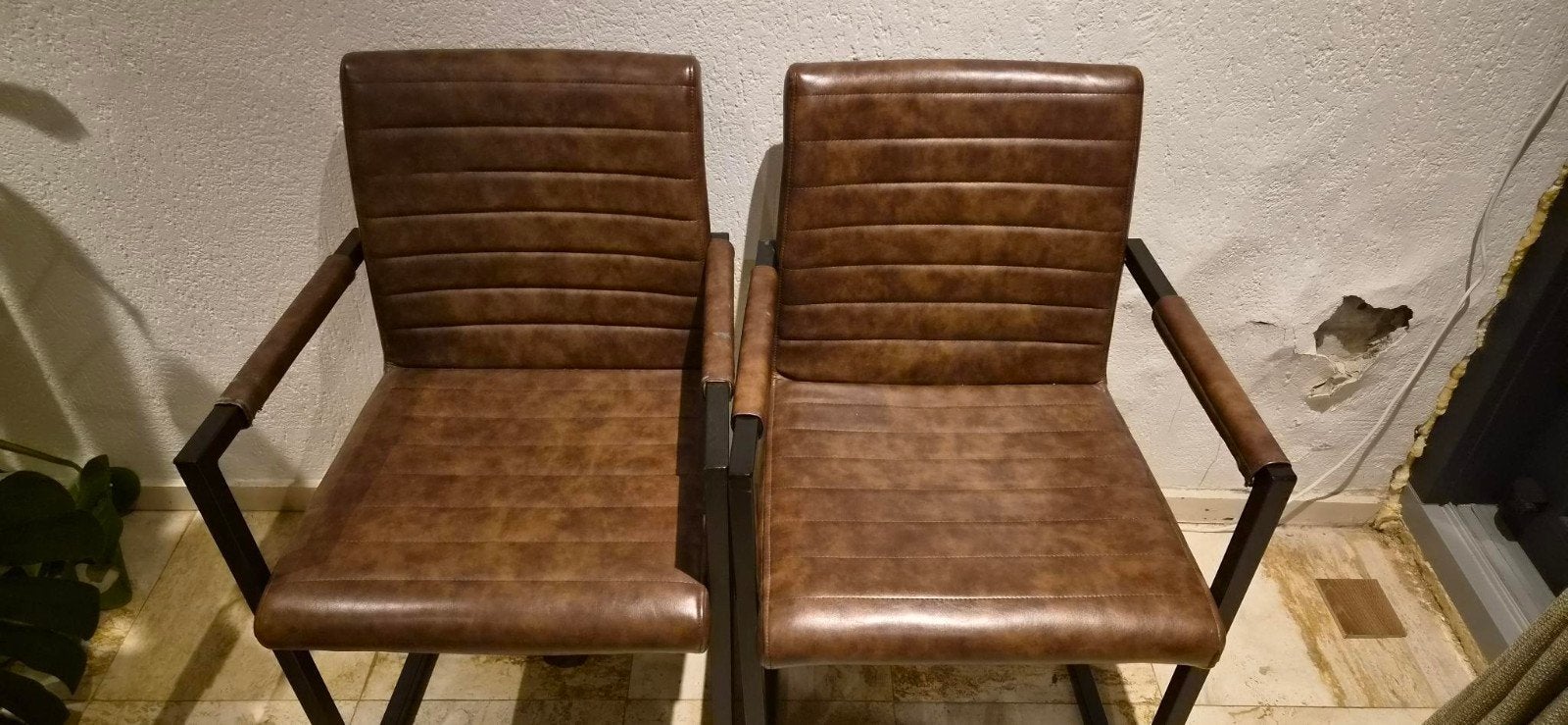gratis stoelen, Ophalen, Gebruikt, Bruin, Vijf, Zes of meer stoelen