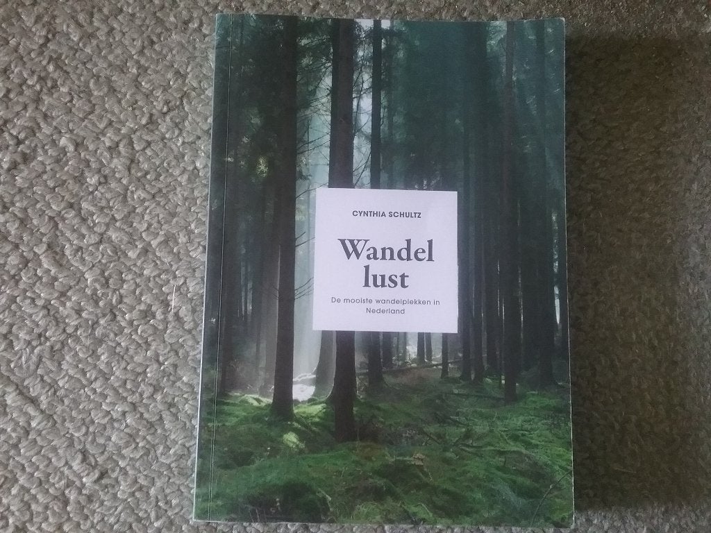 Wandellust / Cynthia Schultz (2021), Fiets- of Wandelgids, Ophalen of Verzenden, Benelux, Gelezen