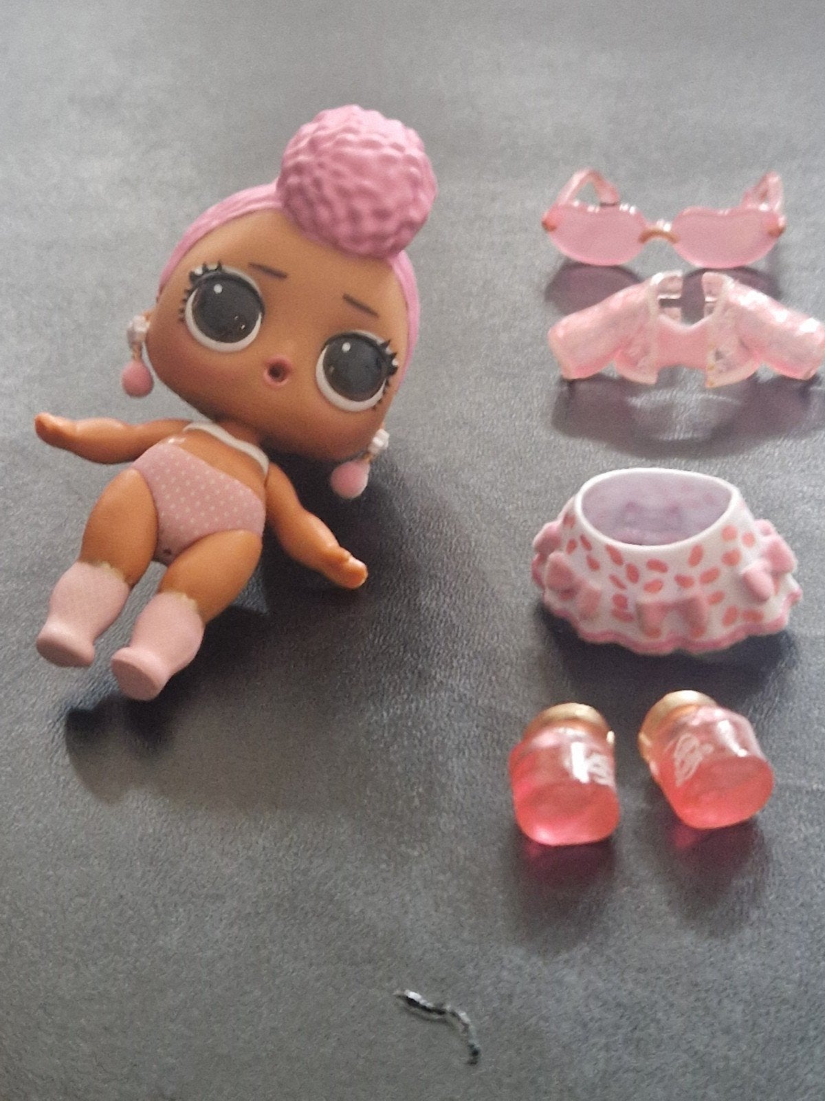 Foto 4 van LOL Surprise pop met accessoires - Zo goed als nieuw