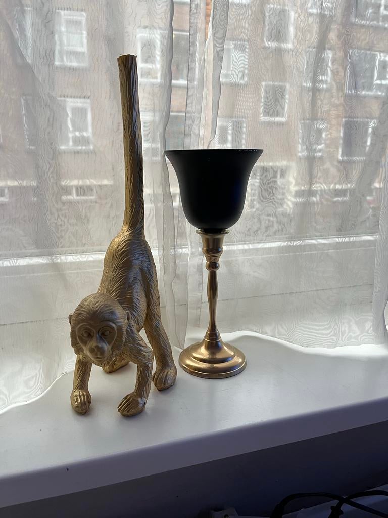 Decoratieve kandelaar en beeldje, Gebruikt, Zwart, Ophalen of Verzenden, Metaal