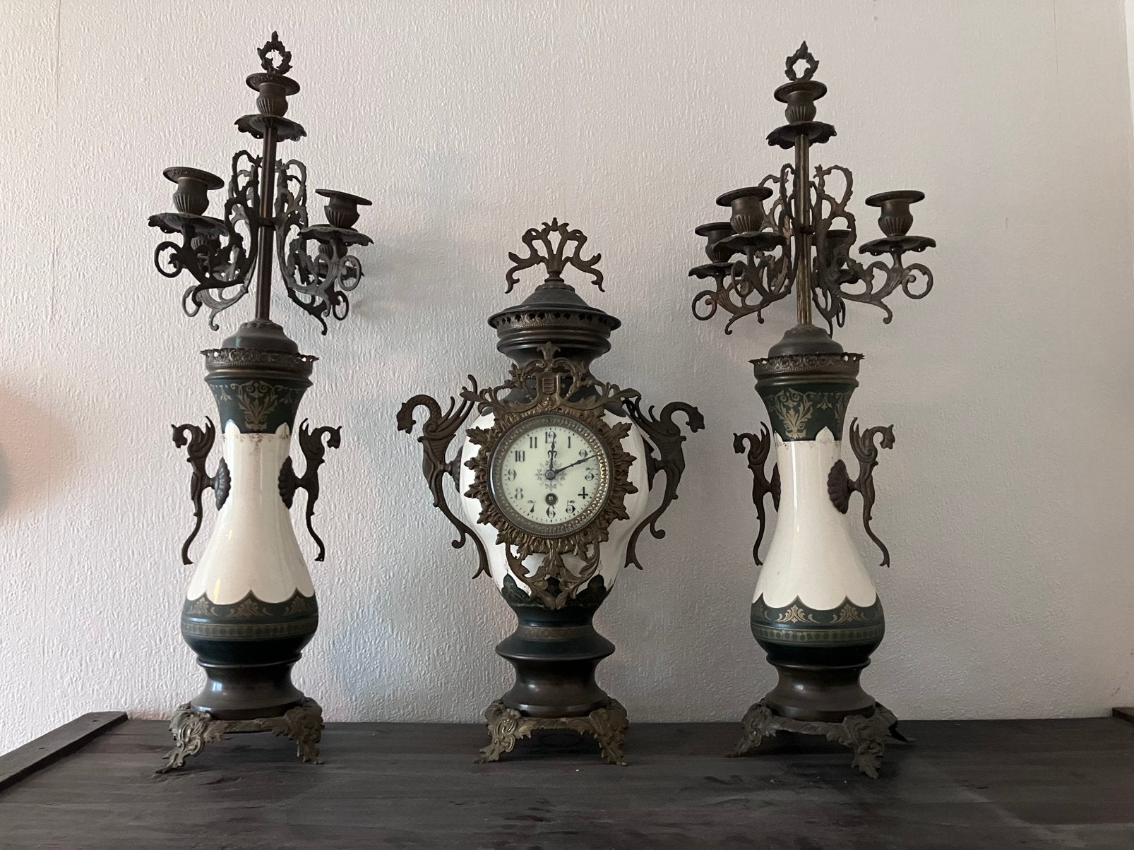 Te koop; antieke klok met 2 kandelaren, Antiek en Kunst, Ophalen