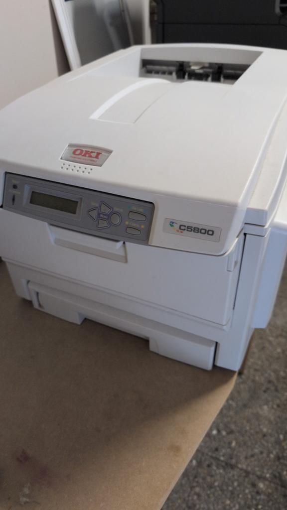 OKI C5800 Laserprinter - Kleur en Zwart-wit, Computers en Software, Printers, Gebruikt, Kleur printen, Ophalen of Verzenden, Laserprinter