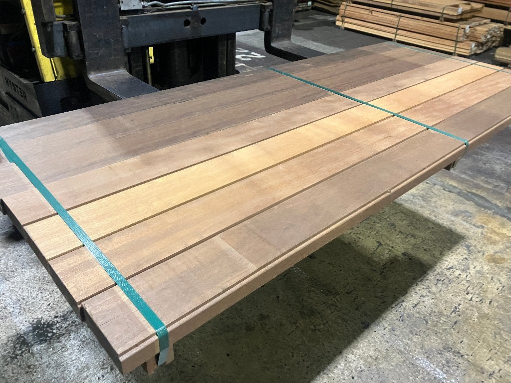 Hardhout–Louro Itauba–palen–regels-onderslagen-balken-40x120, Ophalen, Nieuw, Hardhout, 250 cm of meer