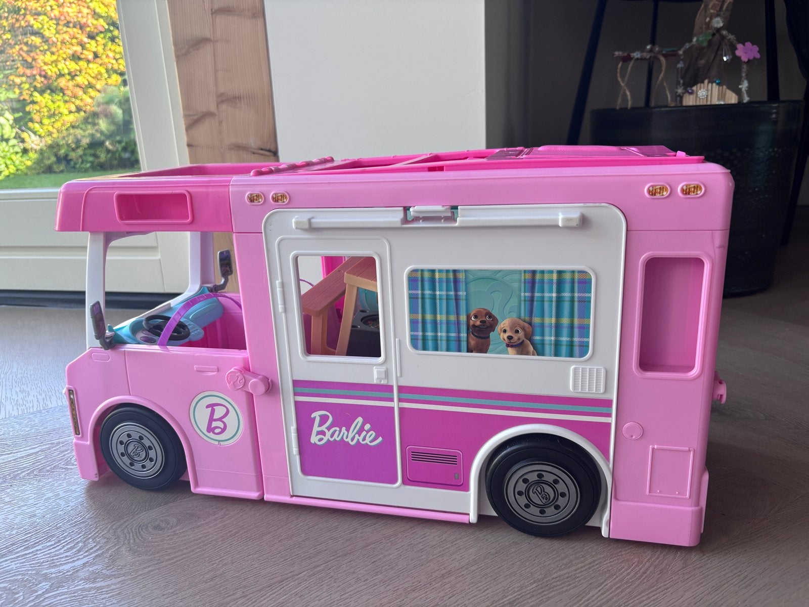 Barbie 3-in-1 Droomcamper met Zwembad, Truck & Boot, Ophalen of Verzenden, Zo goed als nieuw, Jongen of Meisje