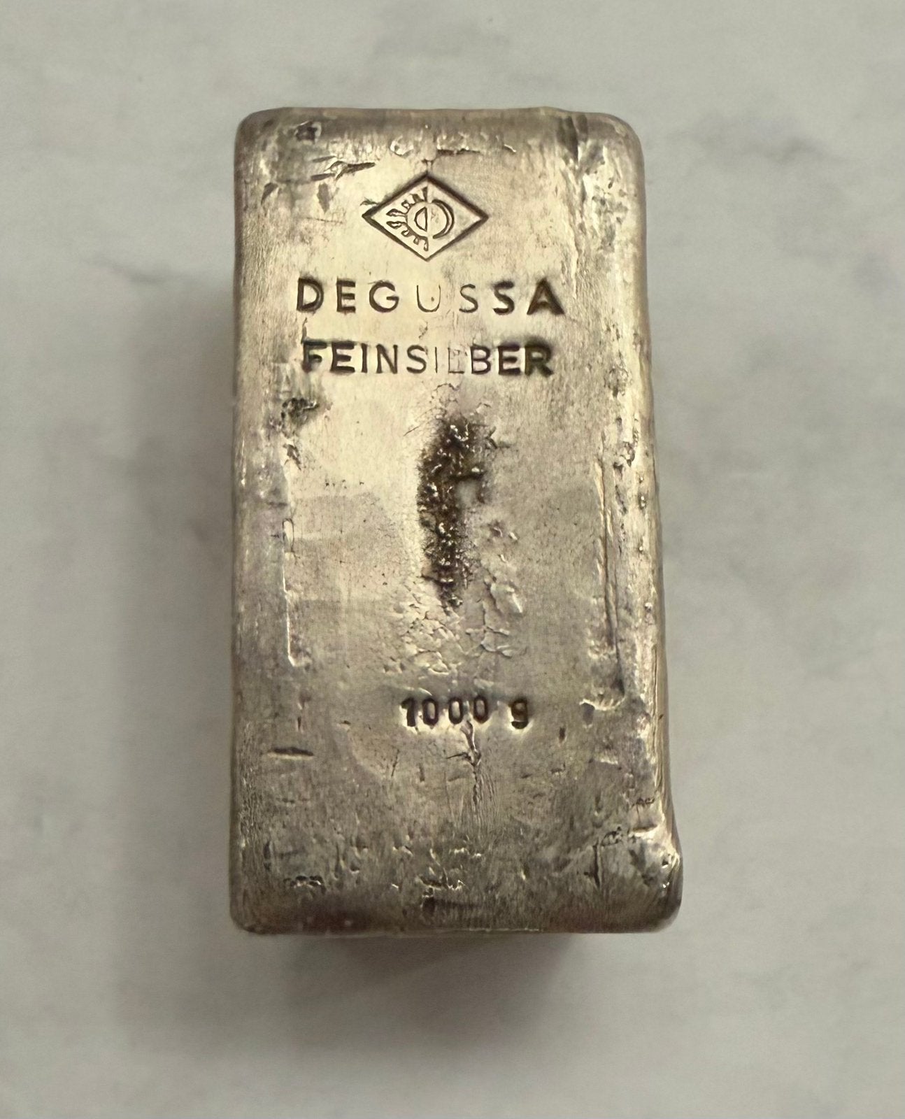 1 kilo Zilverbaar Degussa /ouder model/ prachtige Gietlijnen, Postzegels en Munten, Ophalen of Verzenden, Zilver