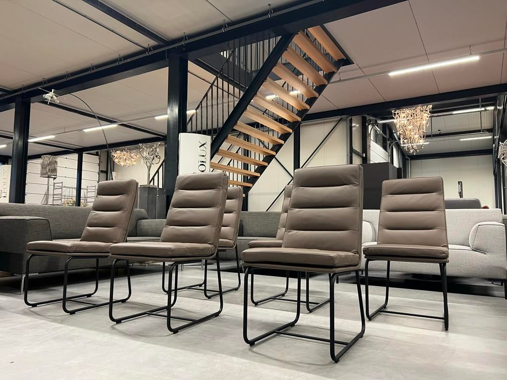 6 Nieuw Gelderland 7854 Eetkamerstoel Taupe leer Stoel, Huis en Inrichting, Stoelen, KFF, Overige kleuren, Nieuw, Leer