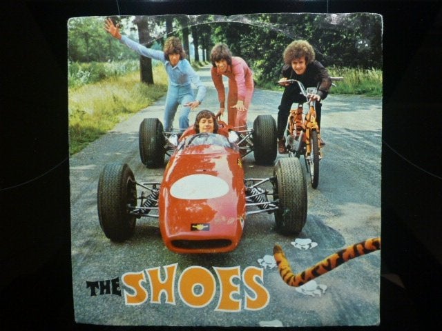 The Shoes. Tank Esso Mix. /  He spoiled the days., Gebruikt, 7 inch, Pop, Fotohoes