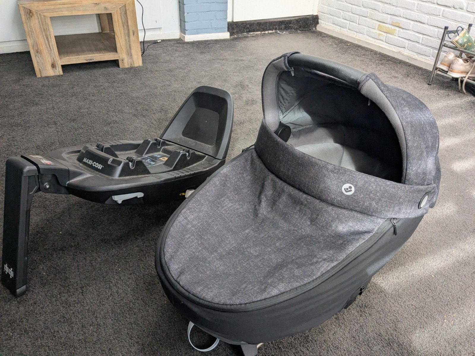Maxi-Cosi jade reiswieg + isofix base (ook los te koop), Kinderen en Baby's, 0 t/m 10 kg, Gebruikt, Ophalen of Verzenden, Isofix