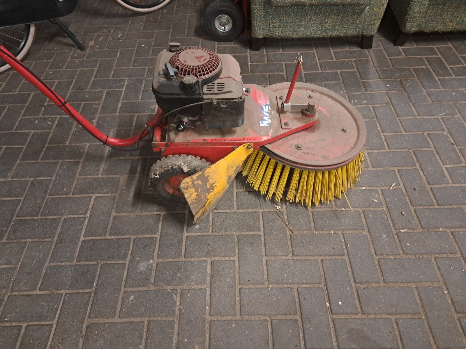veegmachine, Tuin en Terras, Ophalen, Gebruikt
