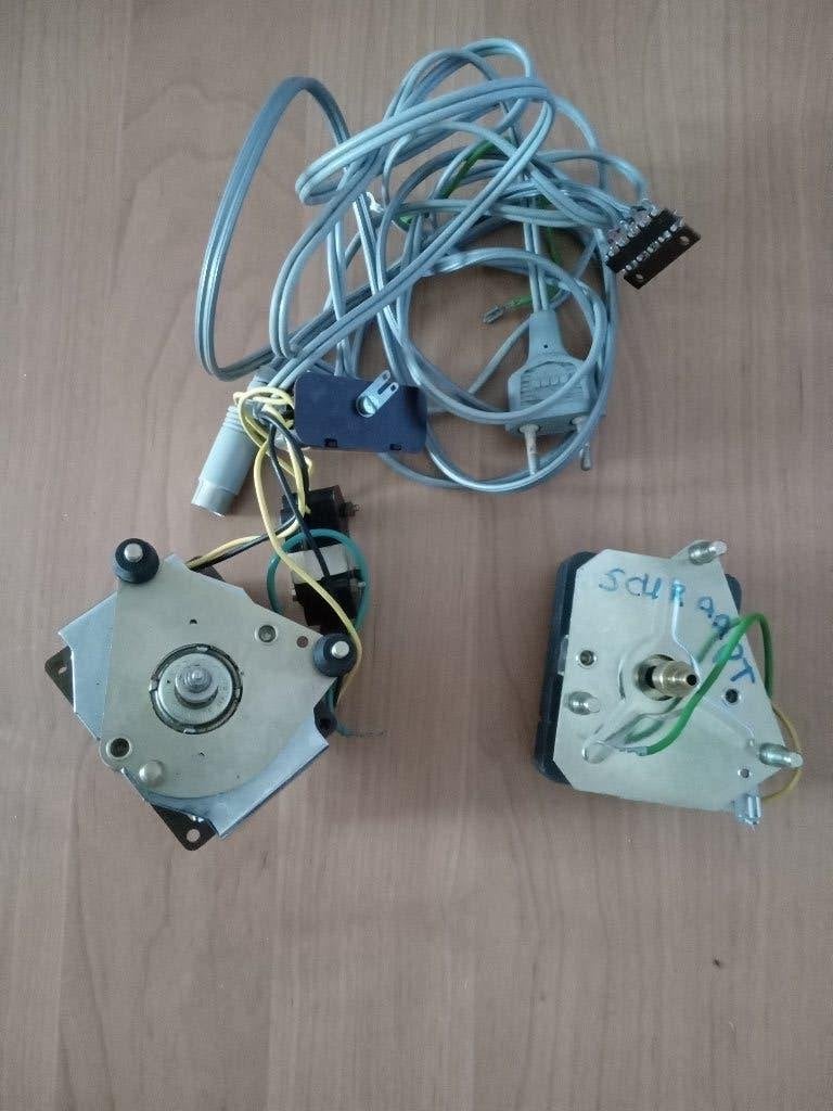 Garrard SP 25 motoren, Verzenden, Zo goed als nieuw, Platenspeler-onderdeel, Overige merken