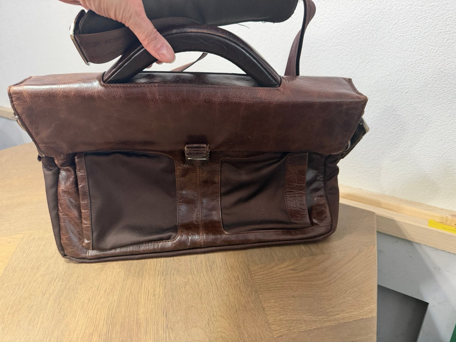 LAPTOPTAS - PIQUADRO - CERTIFICAAT, Bruin, 15 inch, Tabletvak, Aktetas