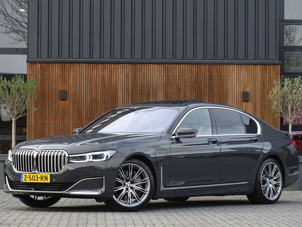 BMW 7 Serie 745e 394PK M- Individual VIP / massage / 360° /, Auto's, Automaat, Dealer onderhouden, Gebruikt, Euro 6