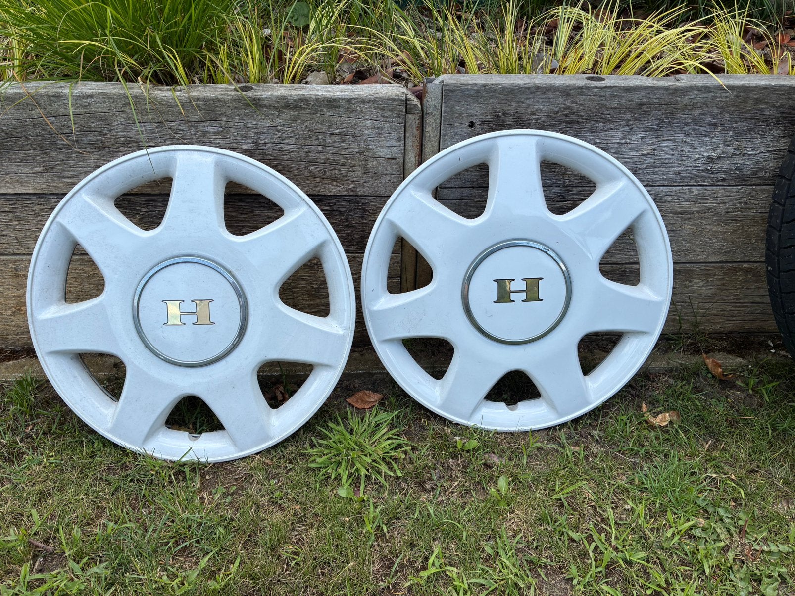Set wieldoppen voor Hobby caravan 15 inc, Ophalen of Verzenden, Gebruikt