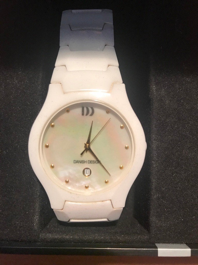 Wit horloge met parelmoer wijzerplaat, Sieraden, Tassen en Uiterlijk, Horloges | Dames, Overige merken, Overige materialen, Polshorloge