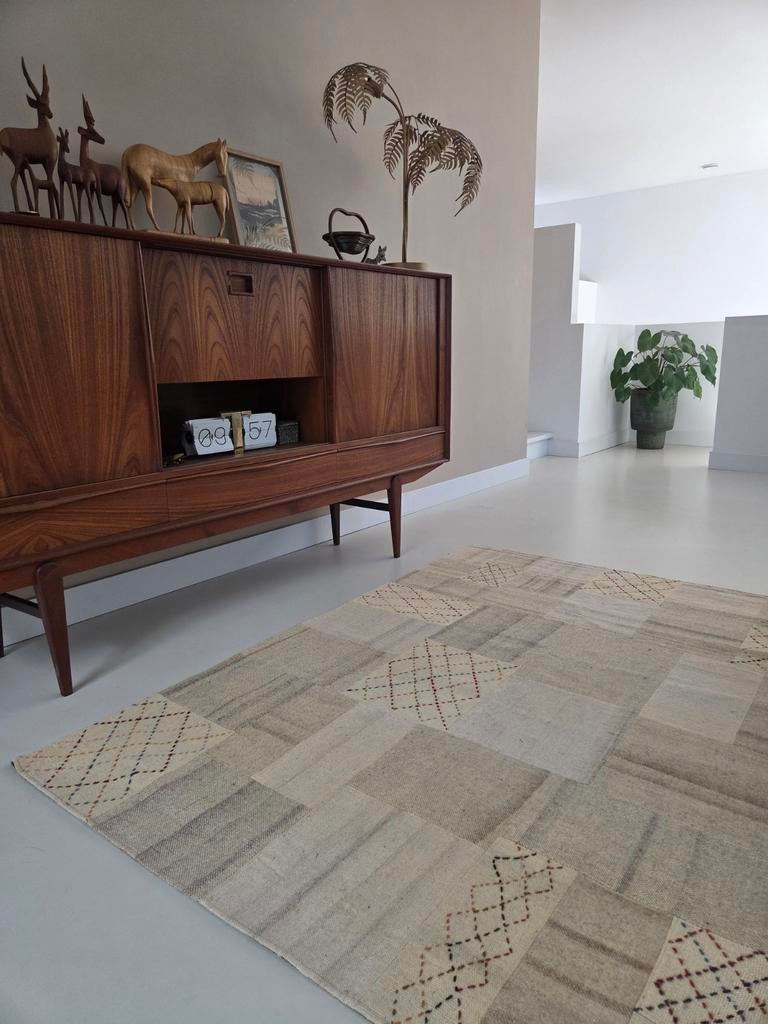 Handgemaakt patchwork vloerkleed in naturel tinten, Ophalen of Verzenden, Nieuw, Rechthoekig, 200 cm of meer