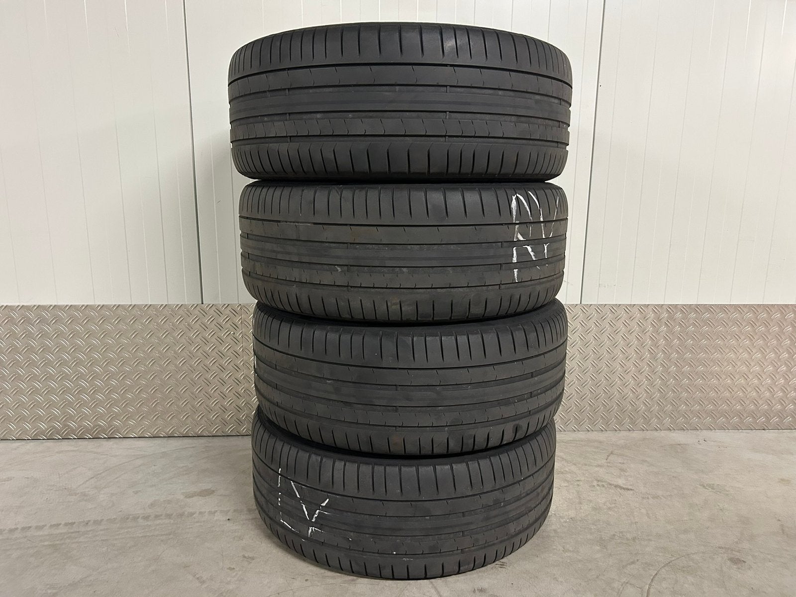Originele Volvo XC60 XC90 22 inch 5x108 Pirelli P zero VOL, Auto-onderdelen, Banden en Velgen, Ophalen, Gebruikt, 265 mm, Banden en Velgen