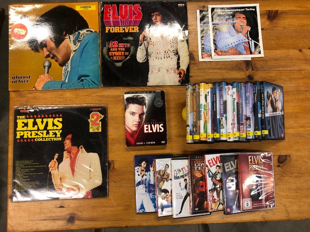 Elvis Presley verzameling, Ophalen
