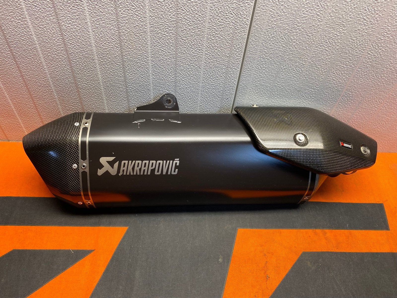 Ktm 1190 1290 adventure Akrapovic uitlaat demper, Ophalen of Verzenden, Gebruikt
