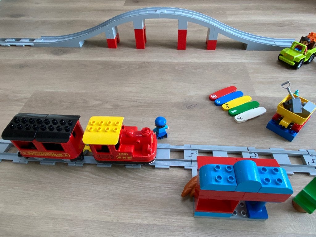 Lego Duplo Elektrische trein, Gebruikt, Inclusief extra onderdelen, Ophalen of Verzenden, Duplo