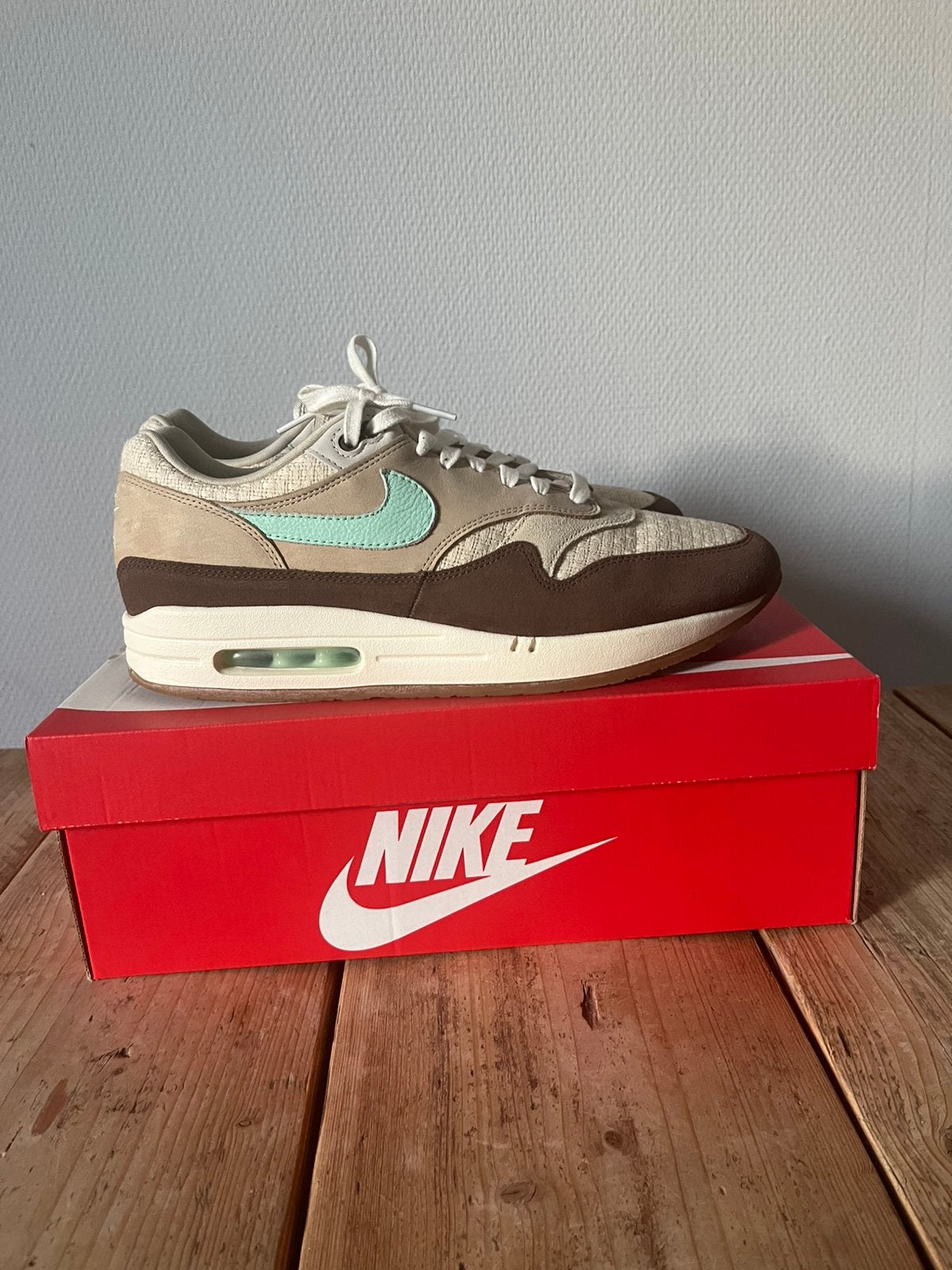 Nike Air Max 1 Crêpe Hemp slechts 1 keer gedragen als nieuw, Kleding | Heren, Overige kleuren, Ophalen of Verzenden, Sneakers of Gympen