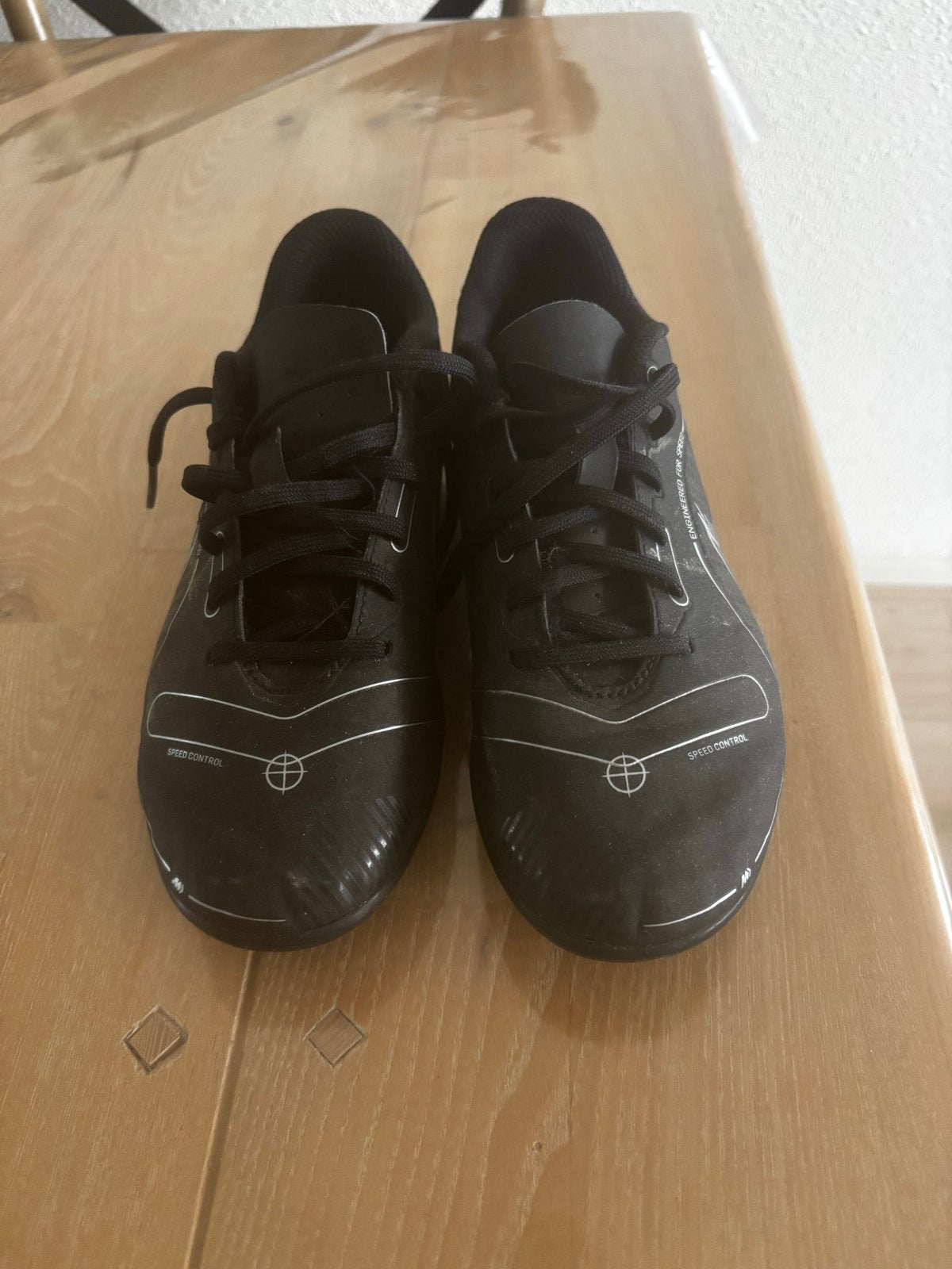 Voetbalschoenen maat 35.5 - Weinig gedragen, Maat XS of kleiner, Ophalen of Verzenden, Gebruikt, Schoenen