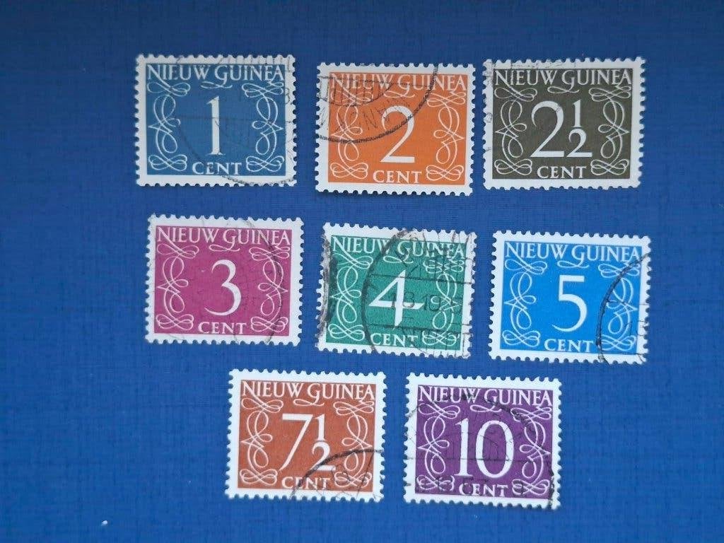 Postzegel NL Nieuw Guinea 1950 8 zegels Cijfers 26-05, Postzegels en Munten, Postzegels | Nederlands-Indië en Nieuw-Guinea, Ophalen of Verzenden