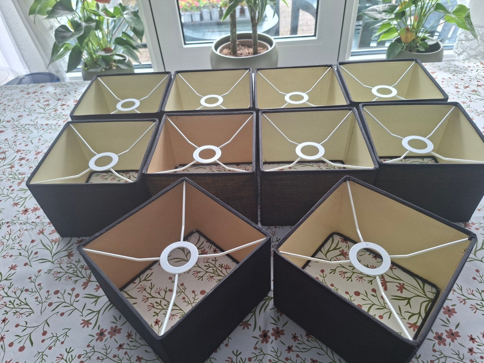 10 dezelfde zwarte lampenkappen, Ophalen of Verzenden, Zo goed als nieuw, Rechthoekig, Minder dan 25 cm