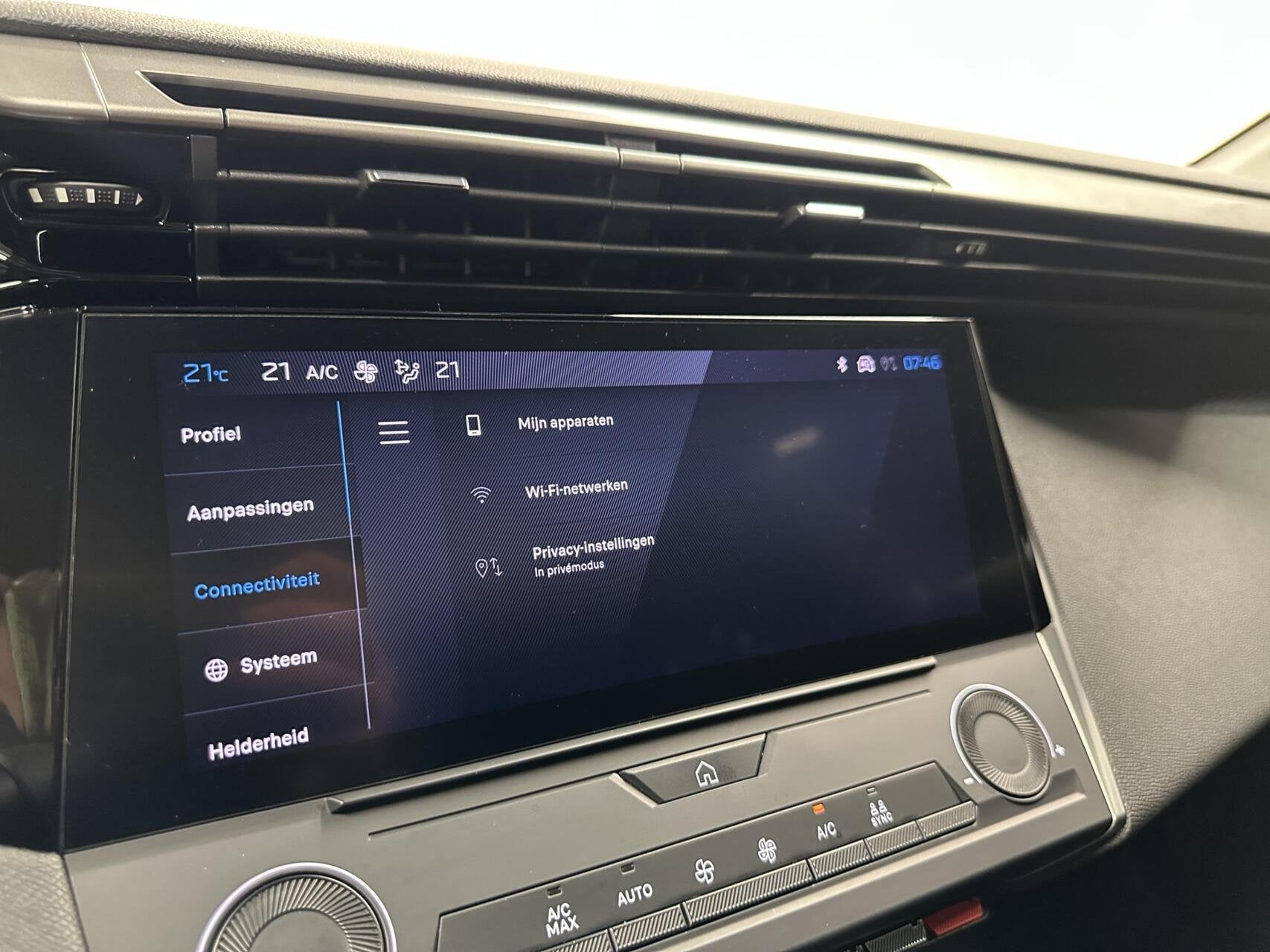 Foto 34 van Peugeot 308 1.2 PureTech Active Pack Business CARPLAY NAVI C