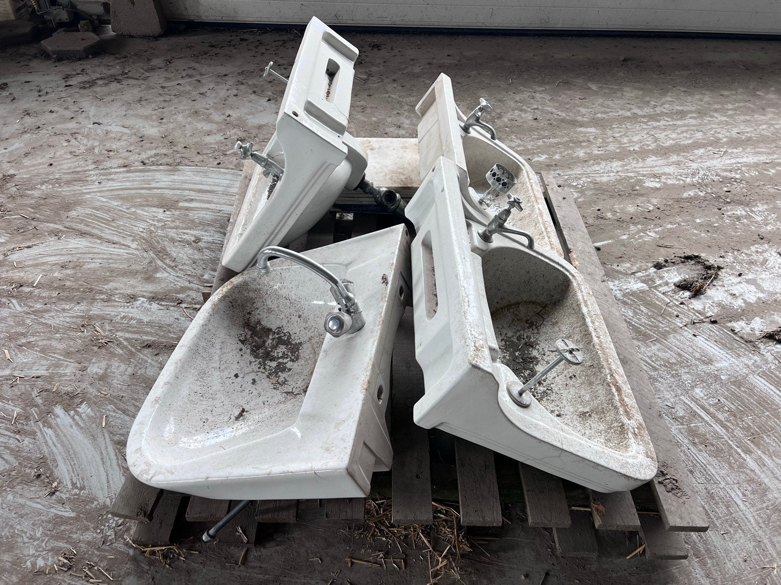 wastafels met marmeren tableau‘s, Ophalen, Gebruikt, Chroom, Wastafel