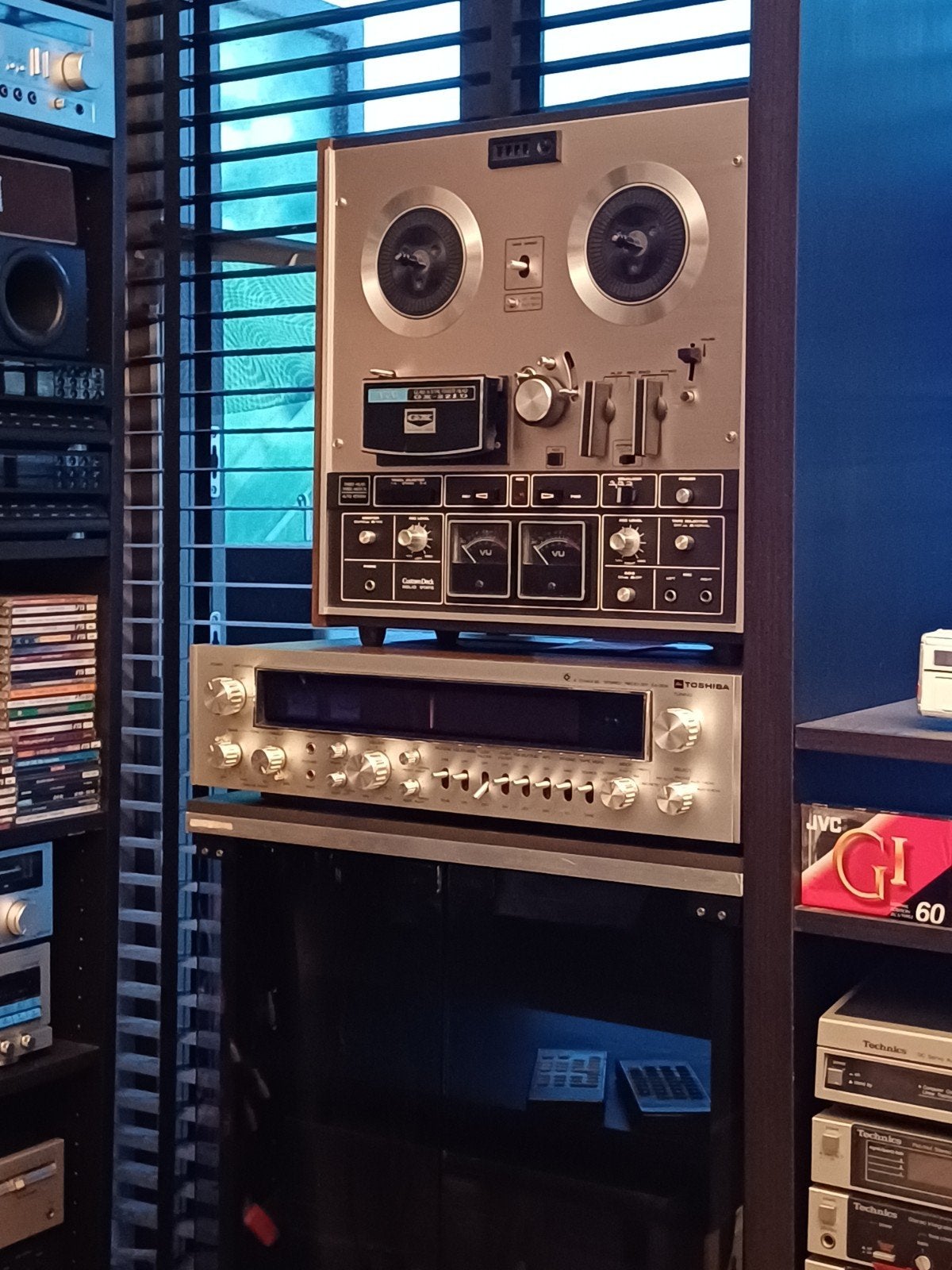 Toshiba SA-504 Four Channel Stereo Rec. Bieden toegestaan!, Overige systemen, Zo goed als nieuw, 60 tot 120 watt, Ophalen
