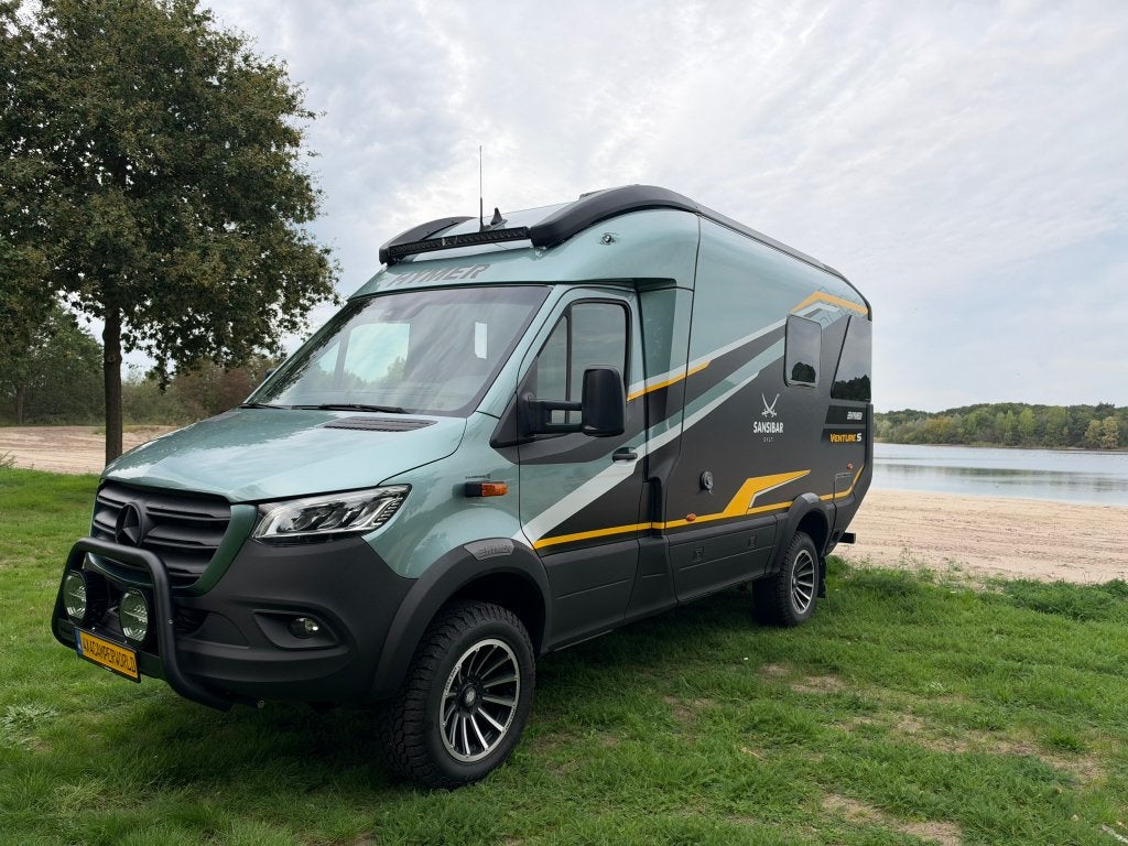 Hymer Venture S 4x4 Sansibar 1 of 7 by Palmo, Automaat, Raamblindering, Bedrijf, Diesel