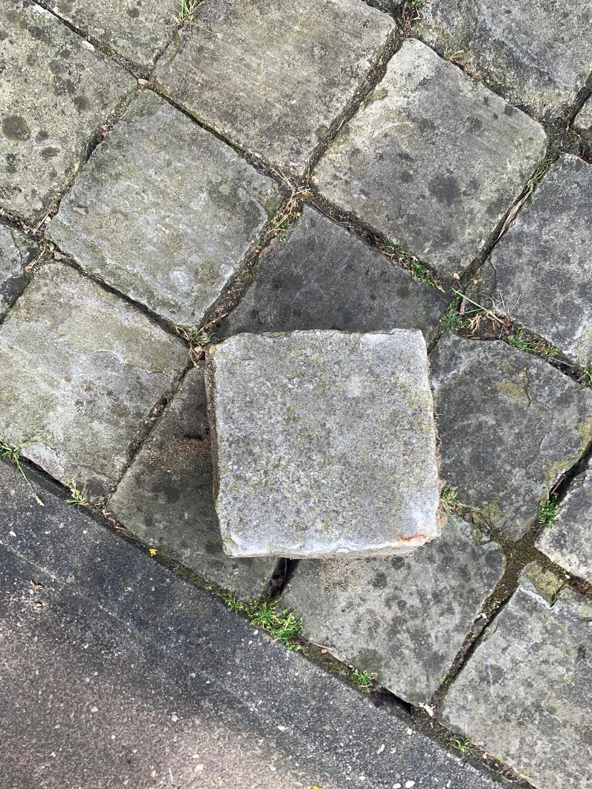 Natuursteen kasseien, ongeveer 200 stuks, Tuin en Terras, Ophalen