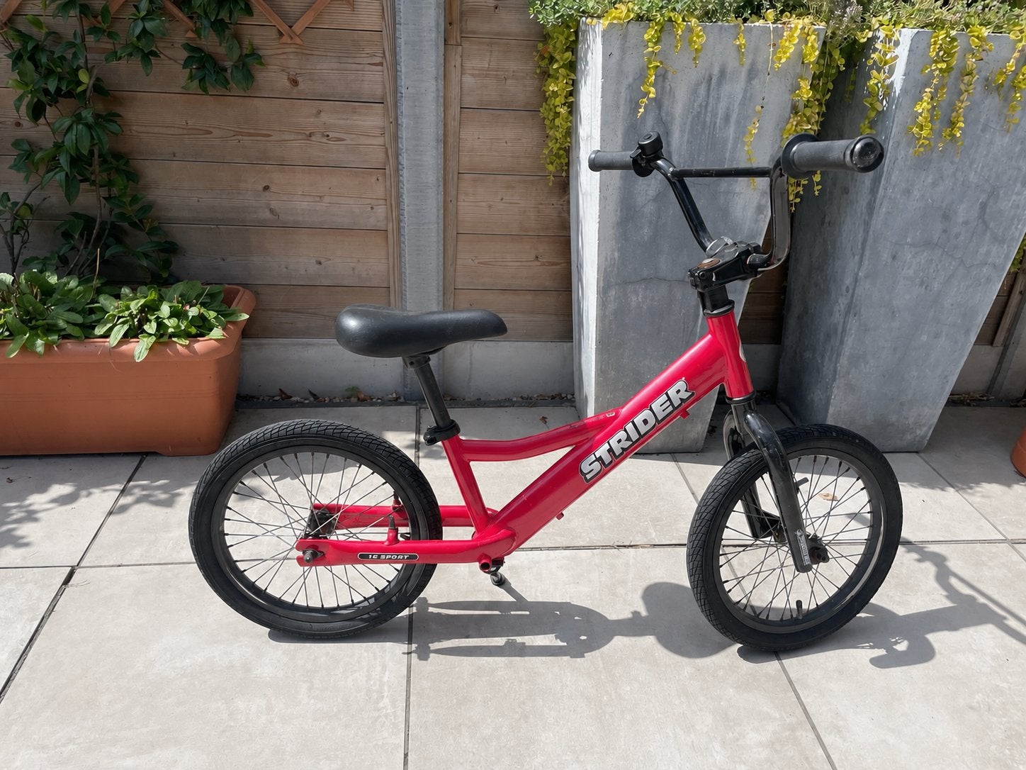 Strider loopfiets 16 inch te koop, Ophalen, Gebruikt