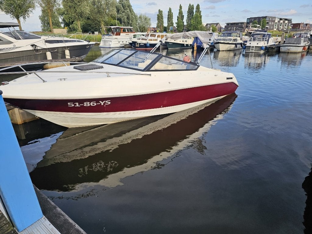 Sunbird Corsair 218 | 5.7L V8 | 7,20 M | Inclusief trailer, Watersport en Boten, Motorboten en Motorjachten, Binnenboordmotor