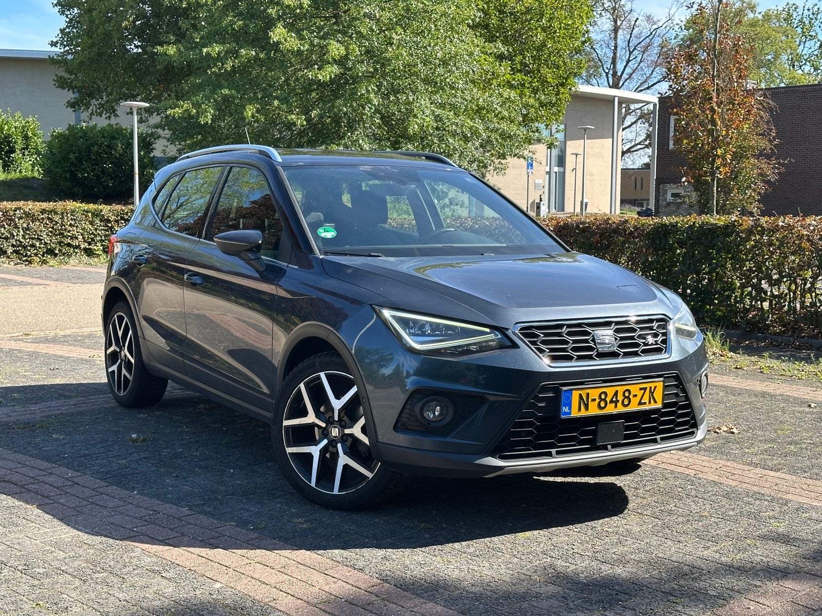 Seat Arona Fr . 1.0 TSI 110pk 2021 Grijs, Voorwielaandrijving, 49 €/maand, Handgeschakeld, 19 km/l