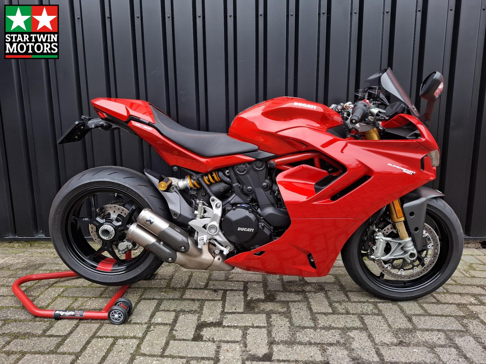 Ducati SuperSport 950S 35 KW / bom vol accessoires !, Info@ducati.com, Ducati North Europe B.V., Maanweg 174
2516 AB  Den Haag, NL