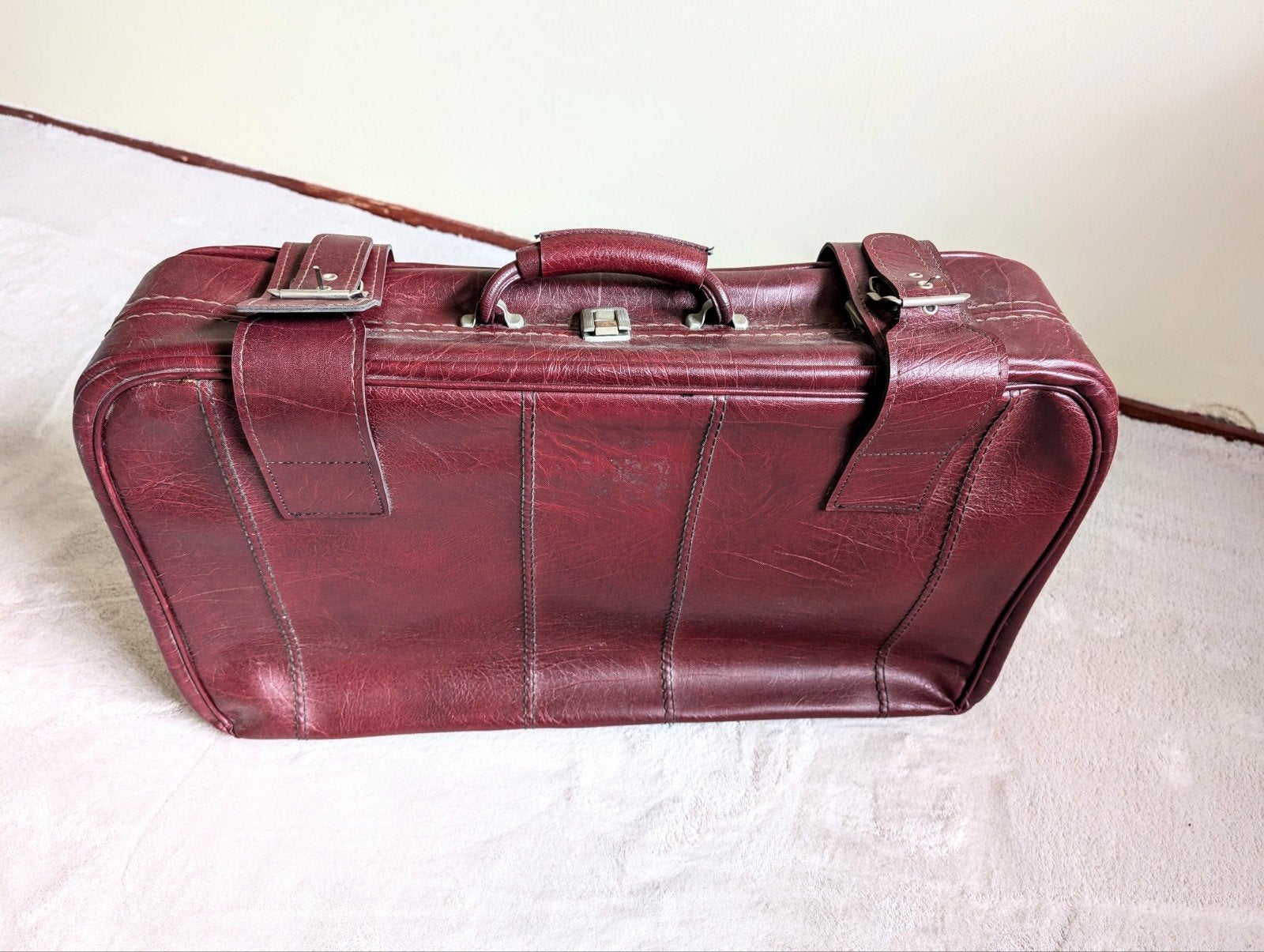 Vintage leren koffer bordeaux 67x40 cm - echt leer, 60 tot 70 cm, Gebruikt, Leer, Ophalen of Verzenden