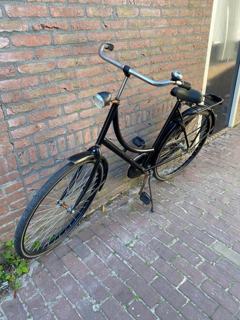 Damesfiets zwart, Fietsen en Brommers, Fietsen | Dames | Damesfietsen, Gebruikt, Overige merken, 53 tot 56 cm, Terugtraprem, Ophalen