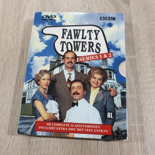 Fawlty Towers Serie 1 & 2 DVD box set, Alle leeftijden, Boxset, Ophalen of Verzenden, Zo goed als nieuw